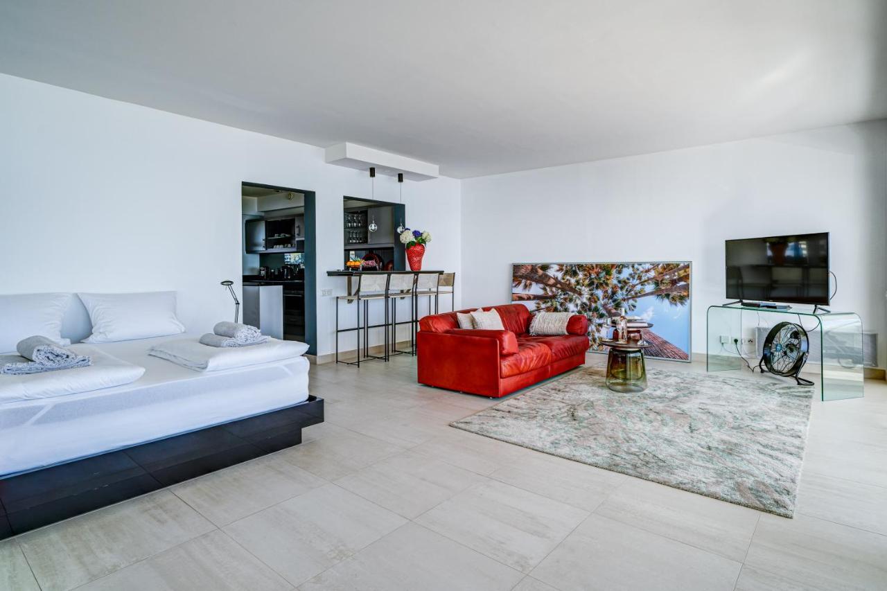 Sunny Apartment Villeneuve-Loubet Exterior photo